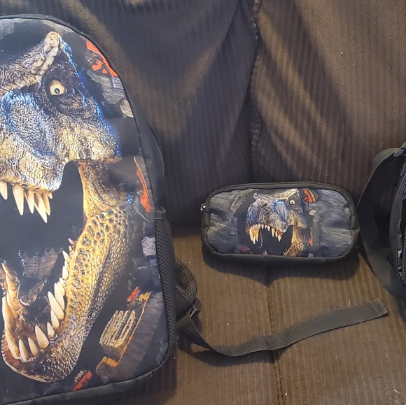 Dinosaur School Bag Set - Picture 2 of 2